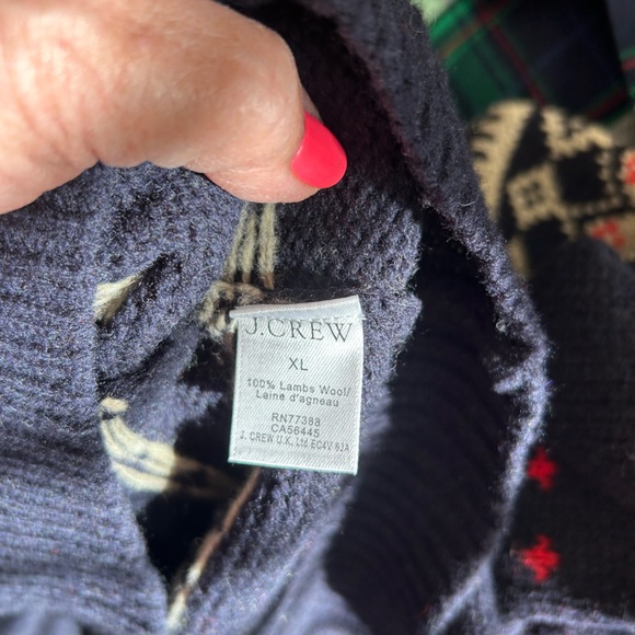 J. Crew Men's Navy and Red Fair Isle Lambs Wool Sweater - Picture 13 of 13